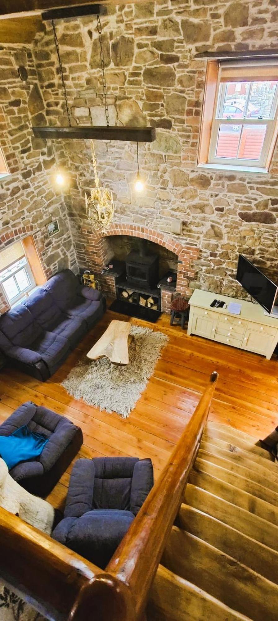 2 Bed Sandstone Residence Newport  エクステリア 写真